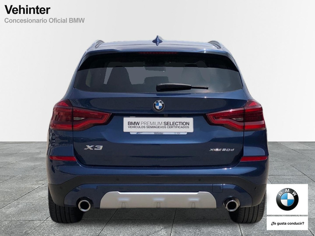 BMW X3 xDrive20d color Azul. Año 2021. 140KW(190CV). Diésel. En concesionario Vehinter Getafe de Madrid