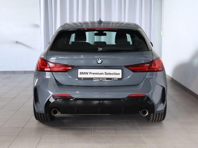 BMW Serie 1 118d color Gris. Año 2021. 110KW(150CV). Diésel. En concesionario Pruna Motor, S.L de Barcelona