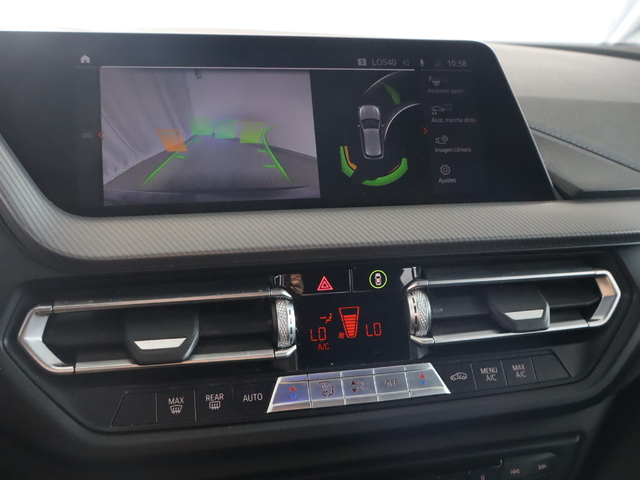BMW Serie 1 118d color Gris. Año 2021. 110KW(150CV). Diésel. En concesionario Pruna Motor, S.L de Barcelona