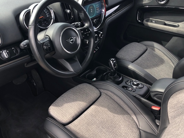 fotoG 10 del MINI MINI Countryman Cooper 100 kW (136 CV) 136cv Gasolina del 2023 en Baleares