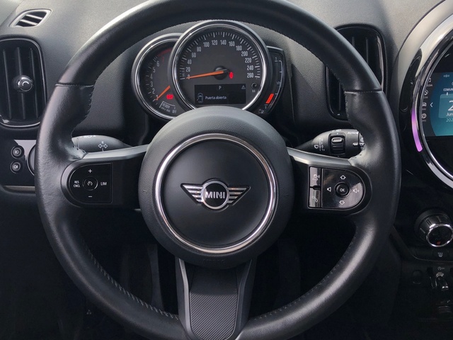 fotoG 12 del MINI MINI Countryman Cooper 100 kW (136 CV) 136cv Gasolina del 2023 en Baleares