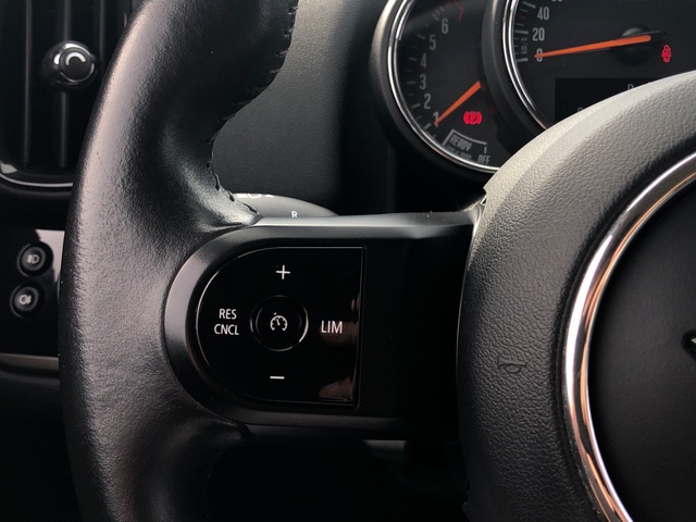 fotoG 20 del MINI MINI Countryman Cooper 100 kW (136 CV) 136cv Gasolina del 2023 en Baleares