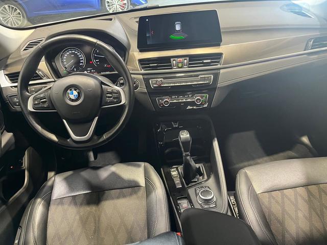 BMW X1 xDrive25e color Blanco. Año 2021. 162KW(220CV). Híbrido Electro/Gasolina. En concesionario Motor Munich Cadi - Manresa - VO de Barcelona