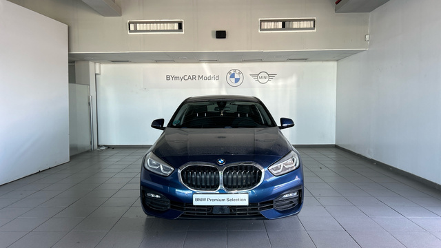 BMW Serie 1 118d color Azul. Año 2021. 110KW(150CV). Diésel. En concesionario BYmyCAR Madrid - Alcalá de Madrid