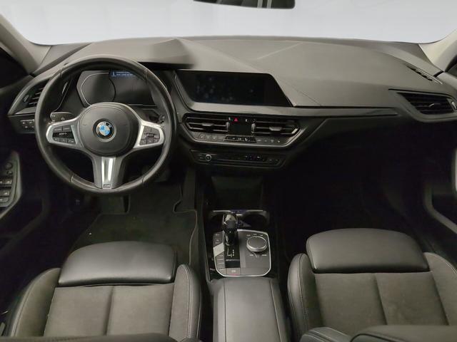 BMW Serie 1 118d color Negro. Año 2019. 110KW(150CV). Diésel. En concesionario Automotor Premium Marbella - Málaga de Málaga