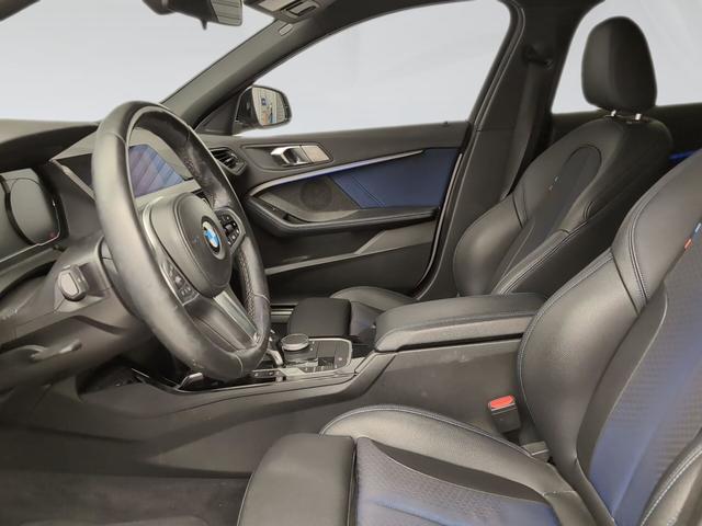 BMW Serie 1 118d color Blanco. Año 2020. 110KW(150CV). Diésel. En concesionario Automotor Premium Marbella - Málaga de Málaga