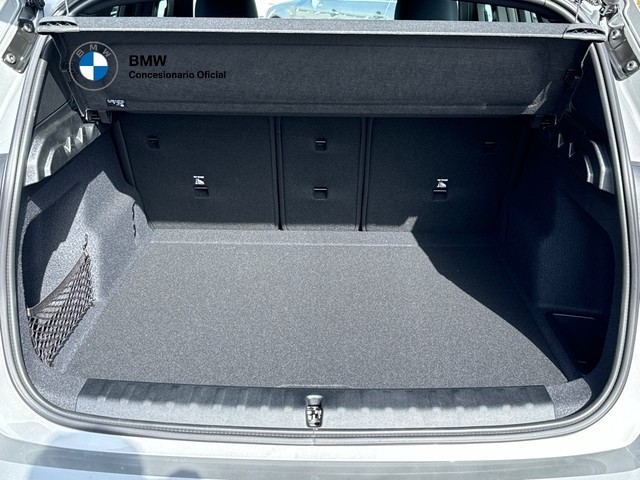 BMW X1 sDrive20d color Gris Plata. Año 2025. 120KW(163CV). Diésel. En concesionario BMW Eresma Motor Segovia de Segovia