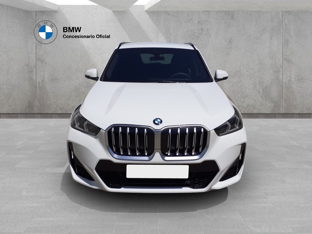 BMW X1 xDrive20d color Blanco. Año 2025. 120KW(163CV). Diésel. En concesionario BMW Arlanza Motor Palencia de Palencia