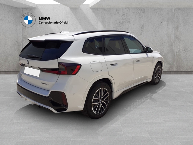 BMW X1 xDrive20d color Blanco. Año 2025. 120KW(163CV). Diésel. En concesionario BMW Arlanza Motor Palencia de Palencia