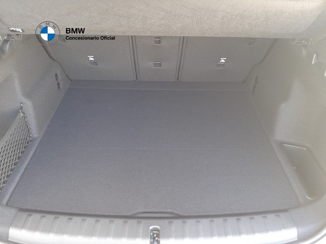 BMW X1 xDrive20d color Blanco. Año 2025. 120KW(163CV). Diésel. En concesionario BMW Arlanza Motor Palencia de Palencia
