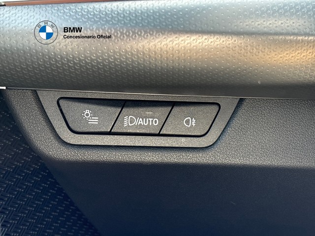 BMW X2 sDrive20d color Blanco. Año 2025. 120KW(163CV). Diésel. En concesionario BMW Avilcar Ávila de Ávila