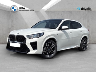Fotos de BMW X2 sDrive20d color Blanco. Año 2025. 120KW(163CV). Diésel. En concesionario BMW Avilcar Ávila de Ávila