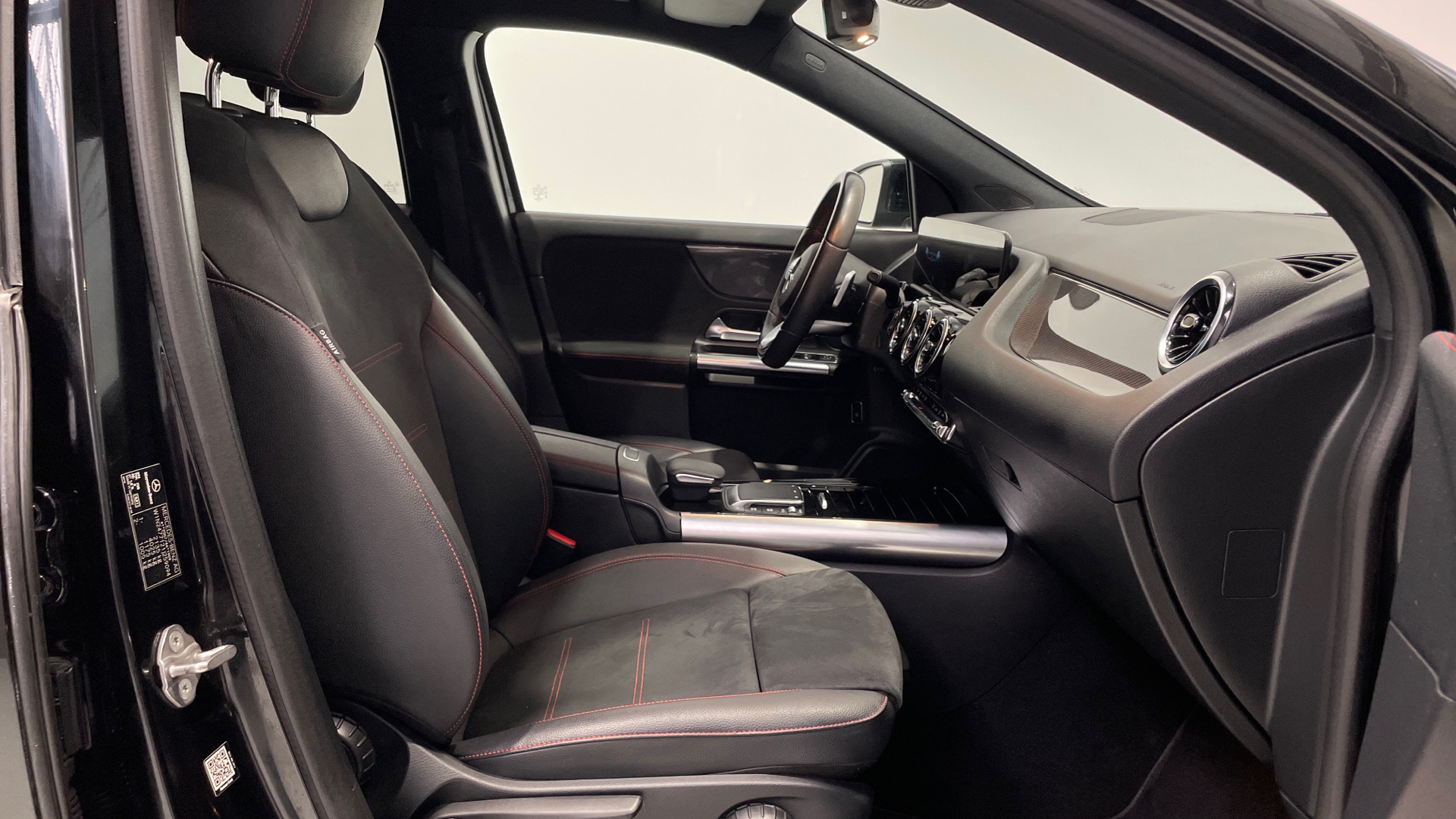 Mercedes-Benz GLA 200 D - 7