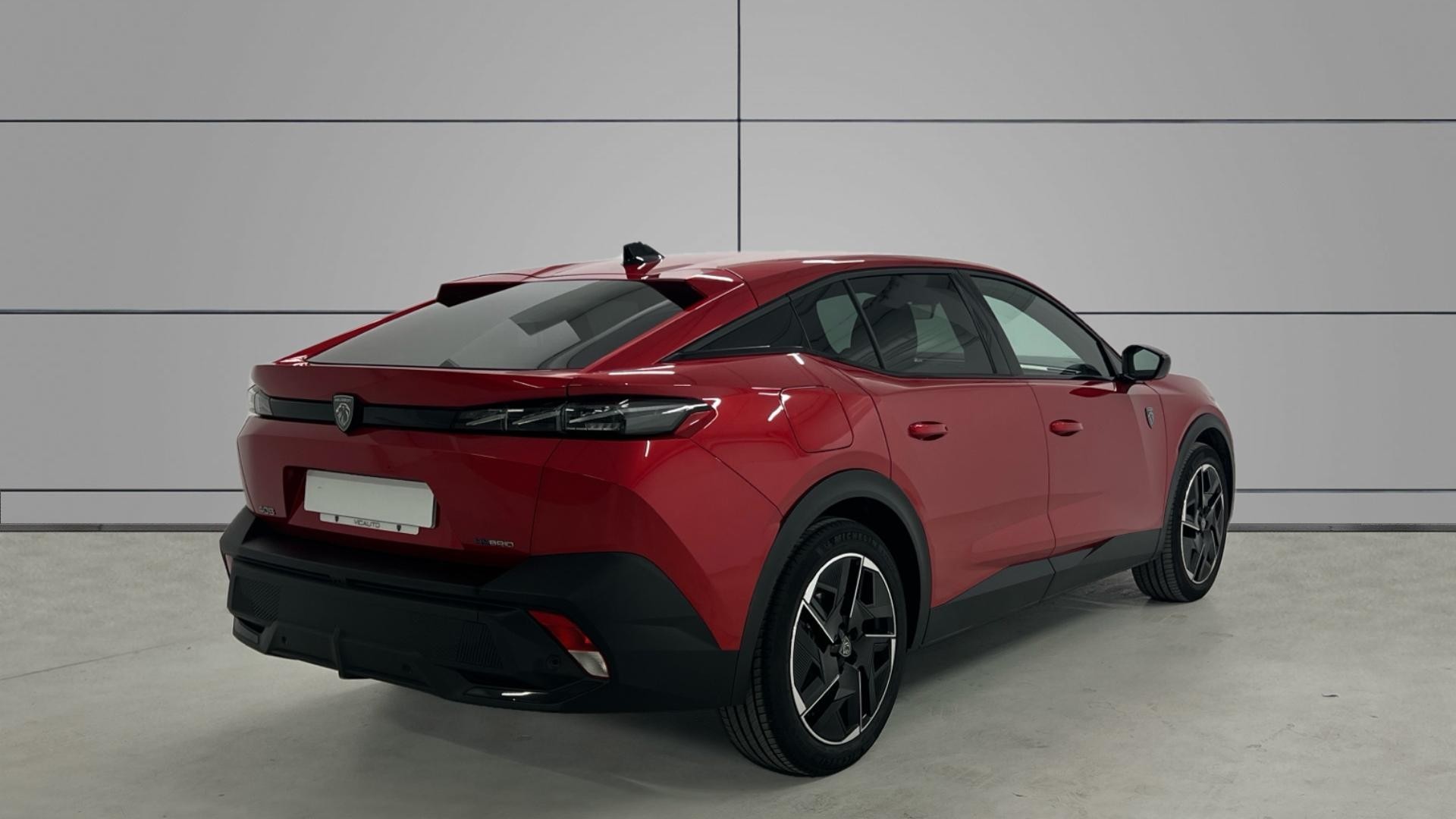 Peugeot 408 PHEV 180 en Barcelona