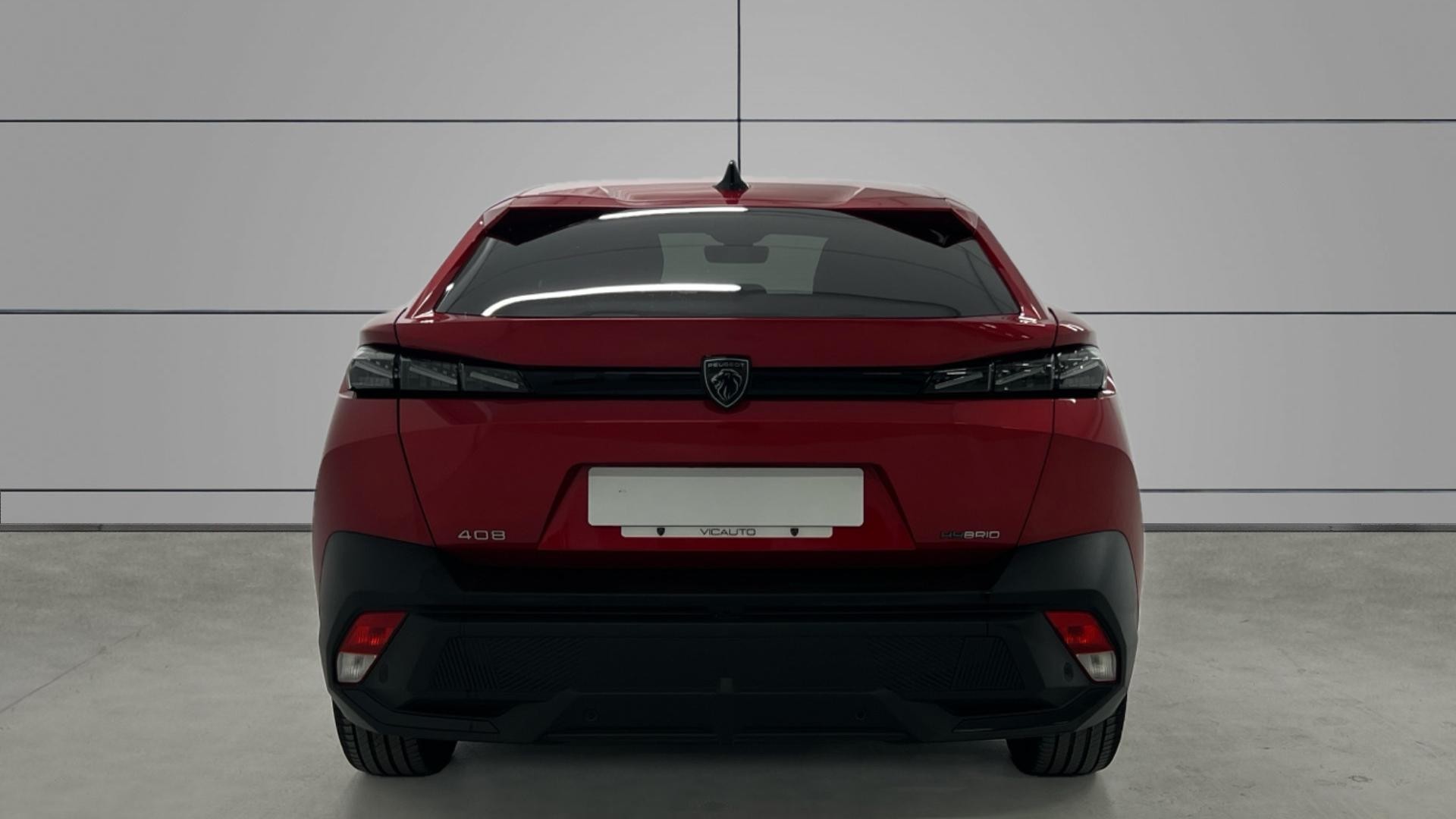 Peugeot 408 PHEV 180 en Barcelona