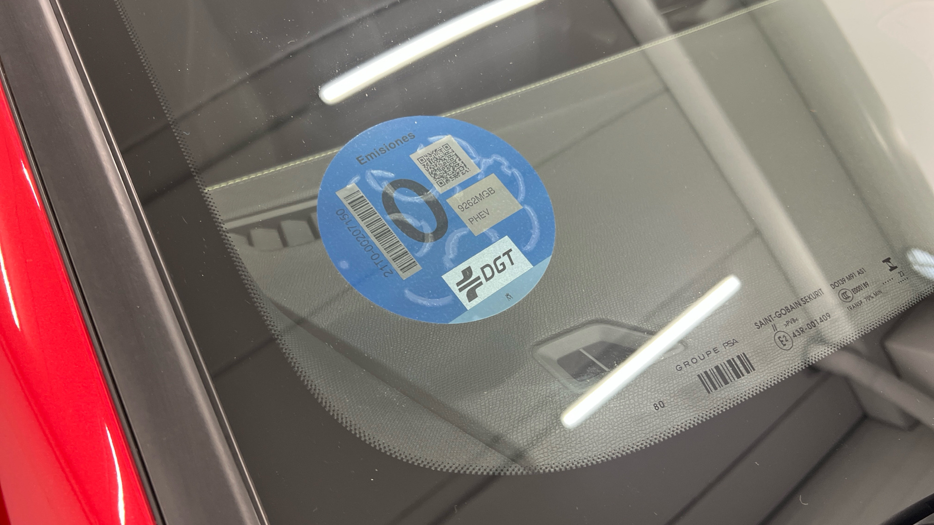 Peugeot 408 PHEV 180 en Barcelona