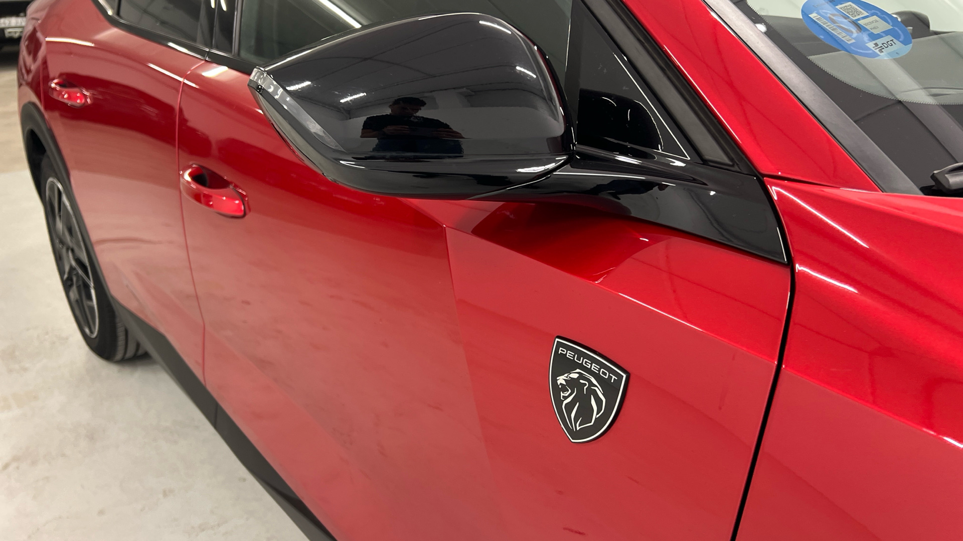 Peugeot 408 PHEV 180 en Barcelona