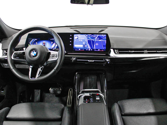 BMW X2 sDrive18d color Gris. Año 2024. 110KW(150CV). Diésel. En concesionario Barcelona Premium -- GRAN VIA de Barcelona