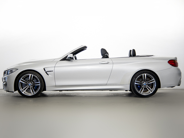 BMW M M4 Cabrio color Blanco. Año 2017. 317KW(431CV). Gasolina. En concesionario BMW Fuenteolid Valladolid de Valladolid