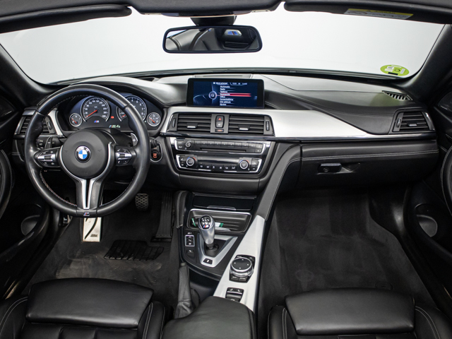 BMW M M4 Cabrio color Blanco. Año 2017. 317KW(431CV). Gasolina. En concesionario BMW Fuenteolid Valladolid de Valladolid