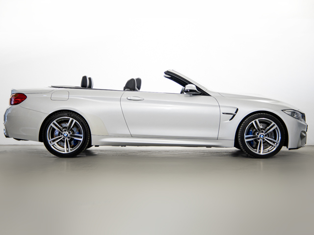 BMW M M4 Cabrio color Blanco. Año 2017. 317KW(431CV). Gasolina. En concesionario BMW Fuenteolid Valladolid de Valladolid