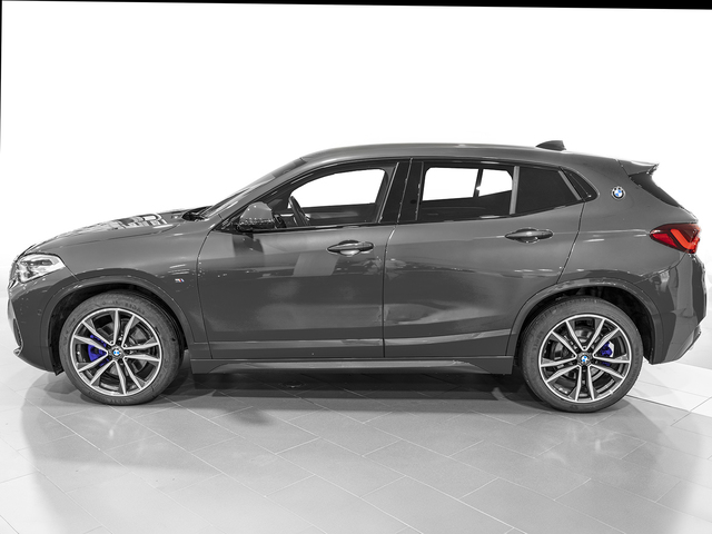 BMW X2 sDrive18d color Gris. Año 2022. 110KW(150CV). Diésel. En concesionario Caetano Cuzco, Alcalá de Madrid