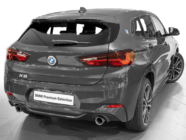 BMW X2 sDrive18d color Gris. Año 2022. 110KW(150CV). Diésel. En concesionario Caetano Cuzco, Alcalá de Madrid
