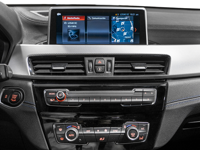 BMW X2 sDrive18d color Gris. Año 2022. 110KW(150CV). Diésel. En concesionario Caetano Cuzco, Alcalá de Madrid