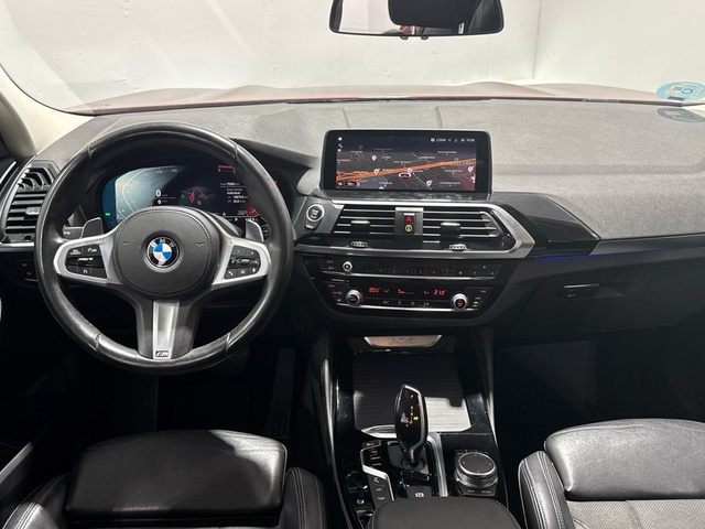 BMW X4 xDrive20d color Rojo. Año 2020. 140KW(190CV). Diésel. En concesionario Auto Premier, S.A. - ALCALÁ DE HENARES de Madrid