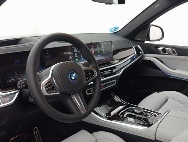 BMW X5 xDrive50e color Negro. Año 2025. 360KW(489CV). Híbrido Electro/Gasolina. En concesionario Augusta Aragon S.A. de Zaragoza