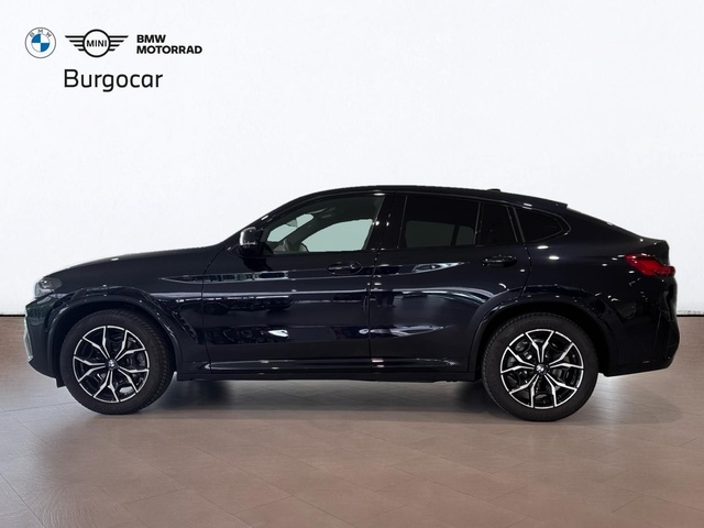 BMW X4 xDrive20d color Negro. Año 2025. 140KW(190CV). Diésel. En concesionario Burgocar (Bmw y Mini) de Burgos
