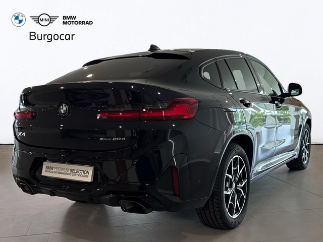 BMW X4 xDrive20d color Negro. Año 2025. 140KW(190CV). Diésel. En concesionario Burgocar (Bmw y Mini) de Burgos
