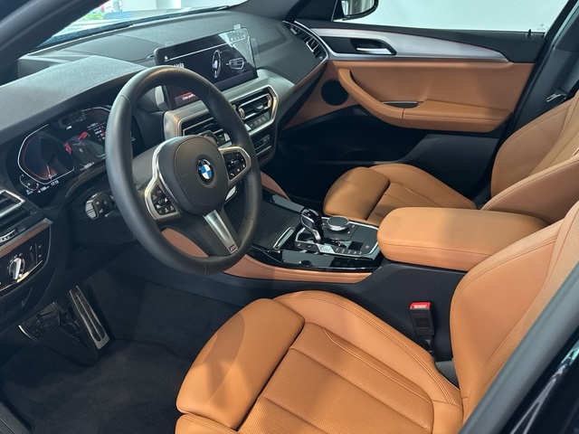 BMW X4 xDrive20d color Negro. Año 2025. 140KW(190CV). Diésel. En concesionario Burgocar (Bmw y Mini) de Burgos