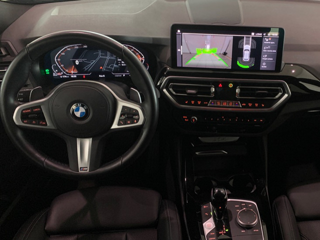BMW X4 xDrive20d color Gris. Año 2022. 140KW(190CV). Diésel. En concesionario Celtamotor Lalín de Pontevedra