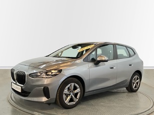 Fotos de BMW Serie 2 218d Active Tourer color Gris. Año 2022. 110KW(150CV). Diésel. En concesionario Proa Premium Palma de Baleares