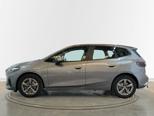 Fotos de BMW Serie 2 218d Active Tourer color Gris. Año 2022. 110KW(150CV). Diésel. En concesionario Proa Premium Palma de Baleares