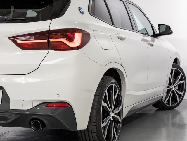 BMW X2 xDrive20d color Blanco. Año 2022. 140KW(190CV). Diésel. En concesionario Oliva Motor Girona de Girona