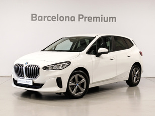 Fotos de BMW Serie 2 218d Active Tourer color Blanco. Año 2024. 110KW(150CV). Diésel. En concesionario Barcelona Premium -- GRAN VIA de Barcelona