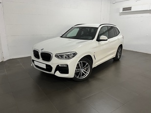 Fotos de BMW X3 xDrive20i color Blanco. Año 2018. 135KW(184CV). Gasolina. En concesionario Amiocar S.A. de Coruña