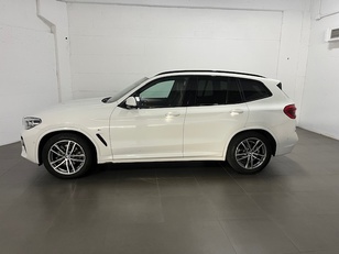 Fotos de BMW X3 xDrive20i color Blanco. Año 2018. 135KW(184CV). Gasolina. En concesionario Amiocar S.A. de Coruña