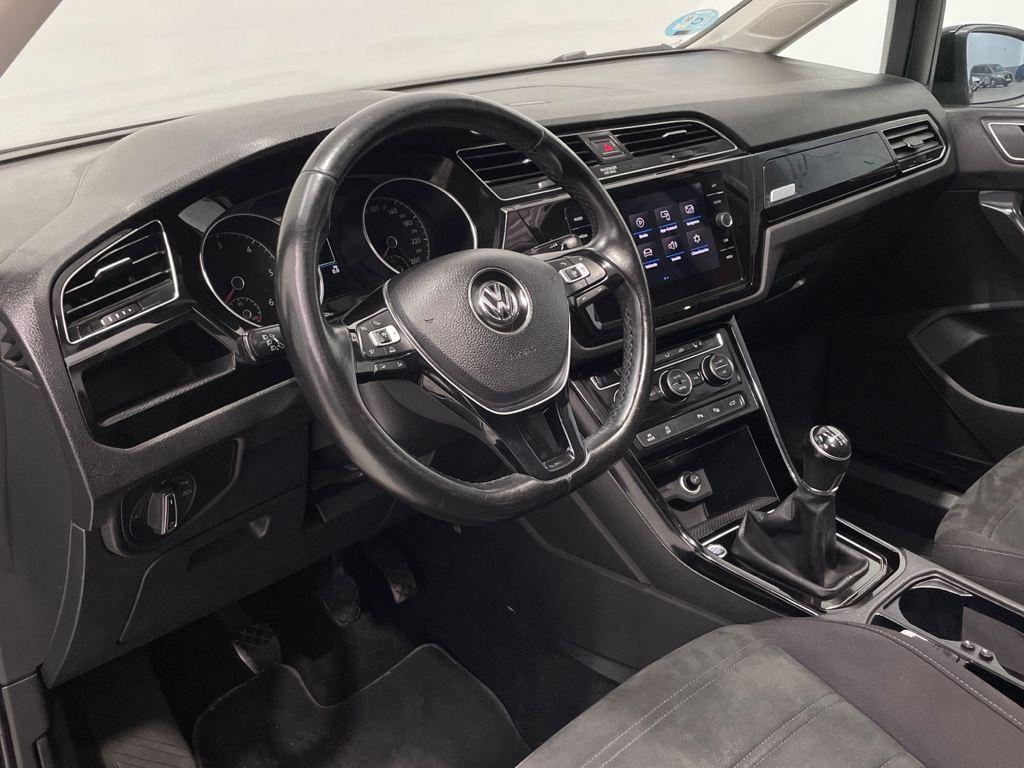 Volkswagen Touran 2.0 TDI - 16