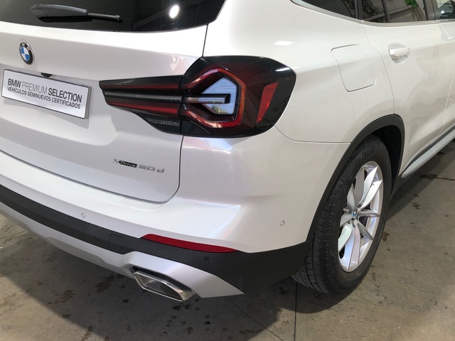 BMW X3 xDrive20d color Blanco. Año 2024. 140KW(190CV). Diésel. En concesionario Movilnorte El Plantio de Madrid