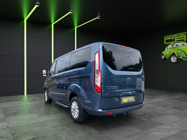 Ford Tourneo Custom 2.0 Ecoblue L1 Titanium Auto 125 kW (170 CV)