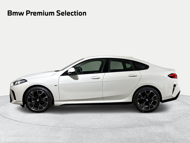 BMW Serie 2 220d Gran Coupe color Blanco. Año 2025. 120KW(163CV). Diésel. En concesionario San Pablo Motor | Su Eminencia de Sevilla
