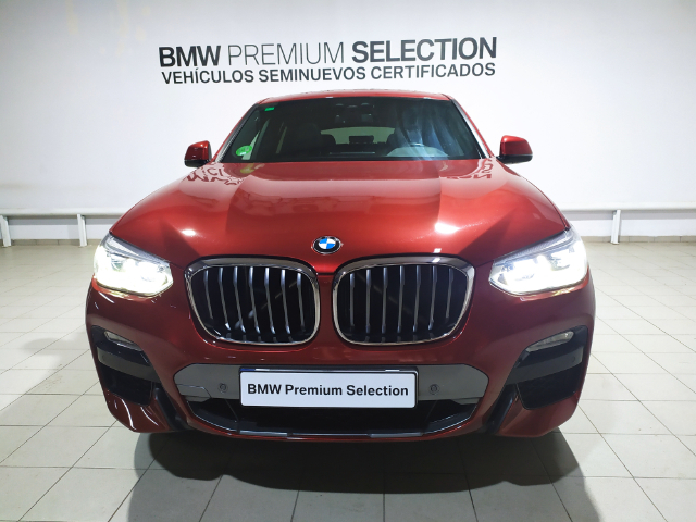 BMW X4 xDrive20d color Rojo. Año 2020. 140KW(190CV). Diésel. En concesionario Hispamovil Elche de Alicante