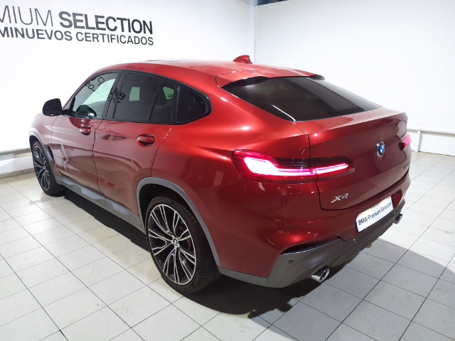 BMW X4 xDrive20d color Rojo. Año 2020. 140KW(190CV). Diésel. En concesionario Hispamovil Elche de Alicante