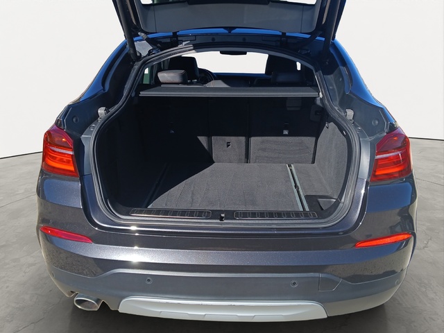 BMW X4 xDrive20d color Gris. Año 2018. 140KW(190CV). Diésel. En concesionario GANDIA Automoviles Fersan, S.A. de Valencia