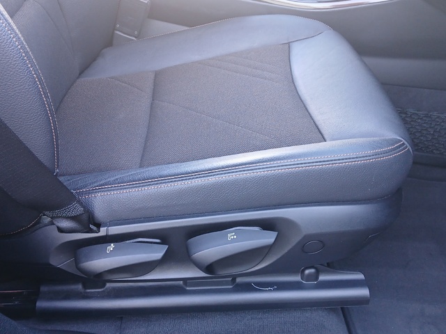 BMW X4 xDrive20d color Gris. Año 2018. 140KW(190CV). Diésel. En concesionario GANDIA Automoviles Fersan, S.A. de Valencia