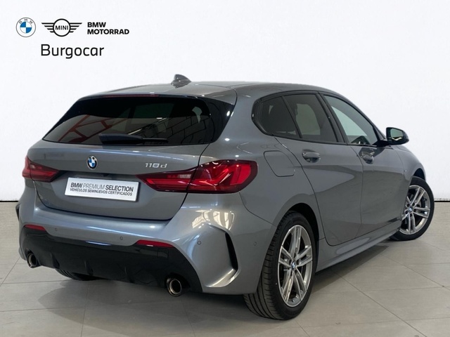 BMW Serie 1 118d color Gris. Año 2024. 110KW(150CV). Diésel. En concesionario Burgocar (Bmw y Mini) de Burgos