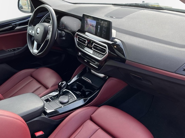 BMW X4 xDrive20d color Negro. Año 2022. 140KW(190CV). Diésel. En concesionario CARTAGENA PREMIUM S.L. de Murcia